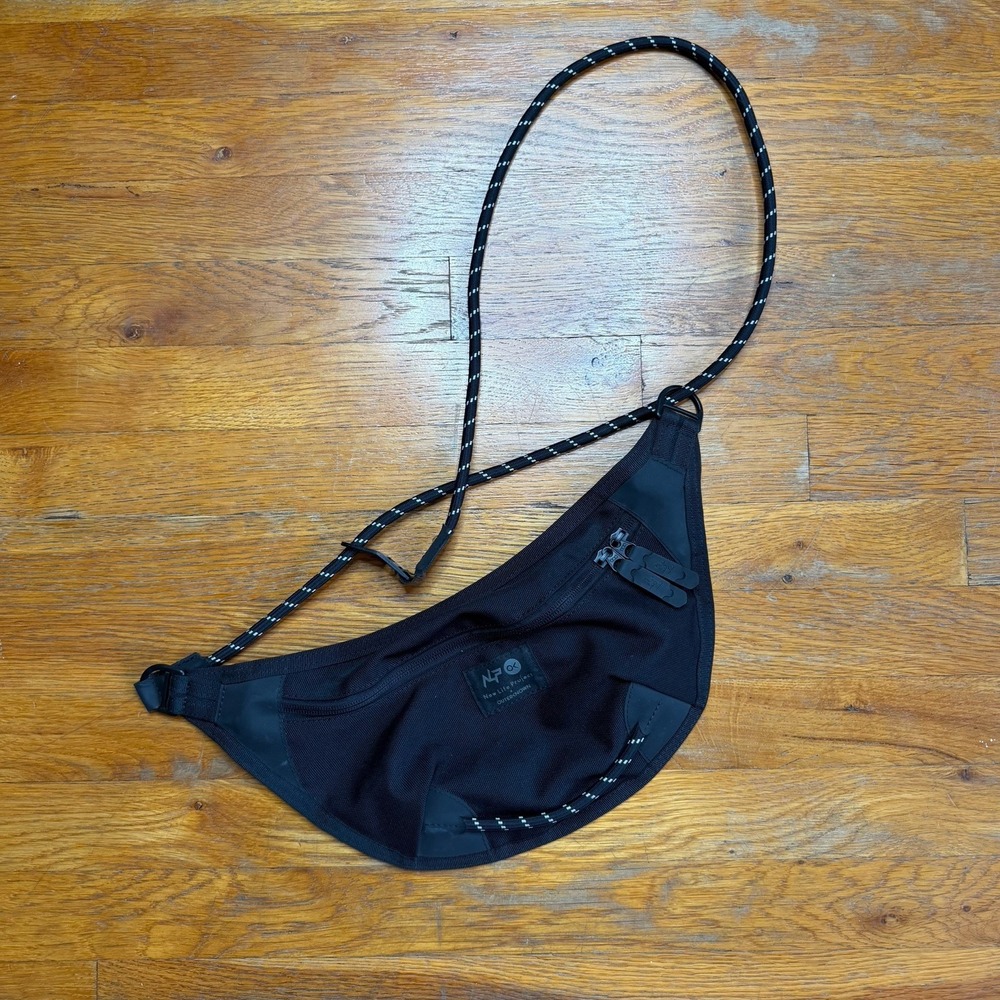 New Life Project x Outerknown Sacoche Black Crossbody Bag Purse Storage Hiking